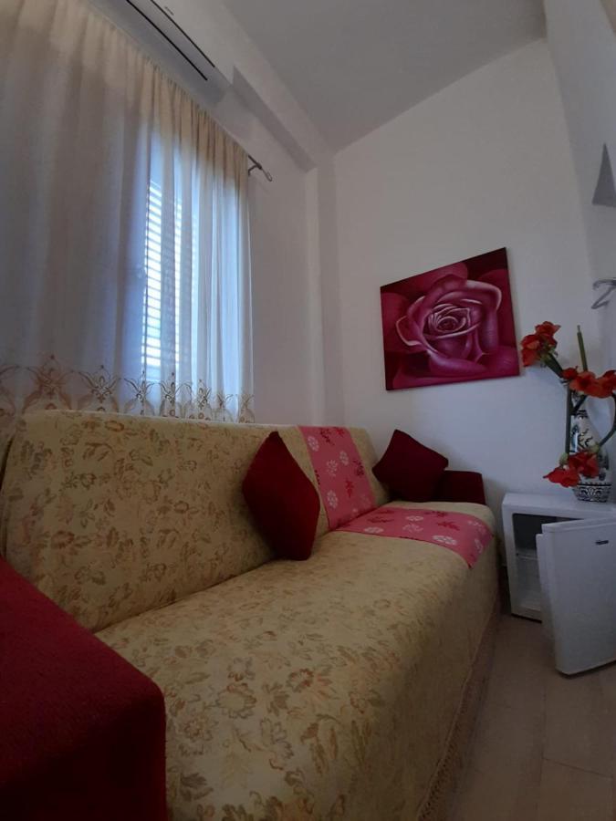 Hotel Casa Laura Carovigno Esterno foto
